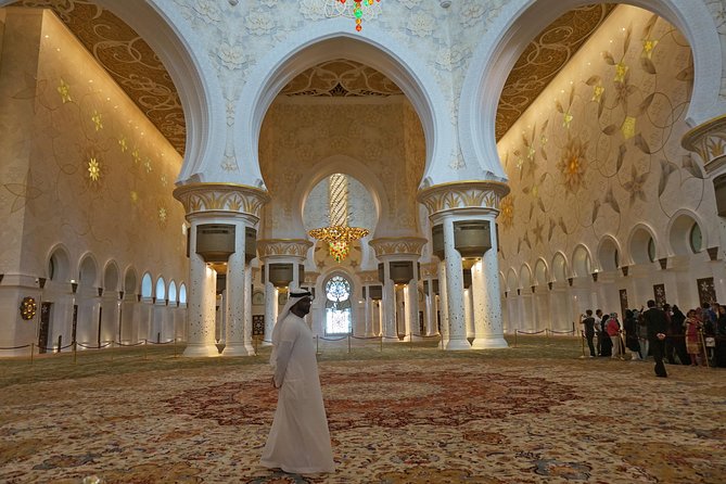 Best Abu Dhabi City Tour- Visit Sheikh Zayed Mosque & Louver Museum & More - The Sum Up
