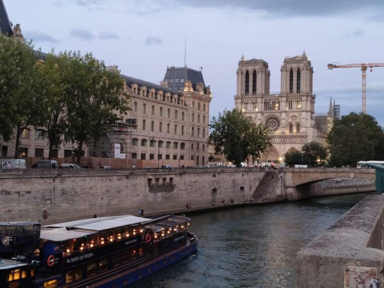 Best Bits of Paris: 40 Favourites Walking Tour 5 Hours - Marveling at Notre Dame and Beyond