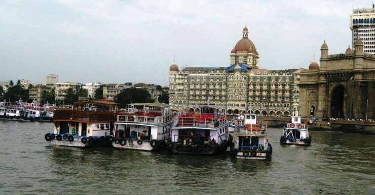 Best Combo of City, Dhobighat, Slum & Optional Bollyood DC - Tour Highlights