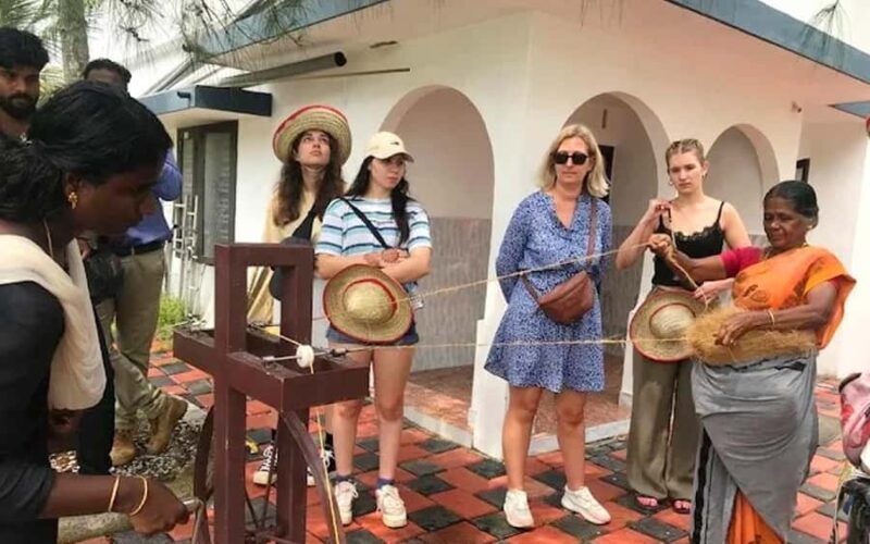 Best Day Tour from Trivandrum to Ashtamudi Lake Backwaters - Authentic Experiences and Tips