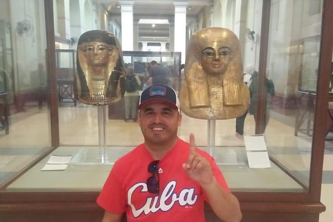 Best Full-Day Tour to Giza Pyramids Egyptian Museum and Bazaar - Experienced Guide