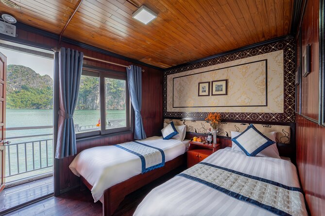 Best Halong Bay 2D1N Cruise : Supprising Cave, Titop Island,Kayak - Cruise Experience Highlights