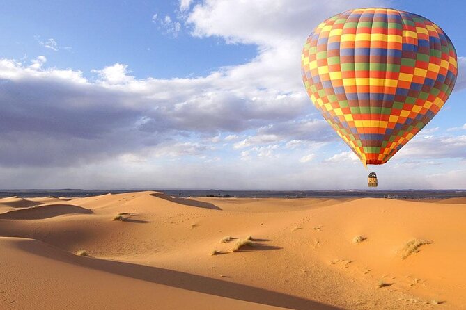 Best Hot Air Balloon Ride, Vintage Land Rover Ride & Breakfast and Falcon Show - Reviews and Ratings