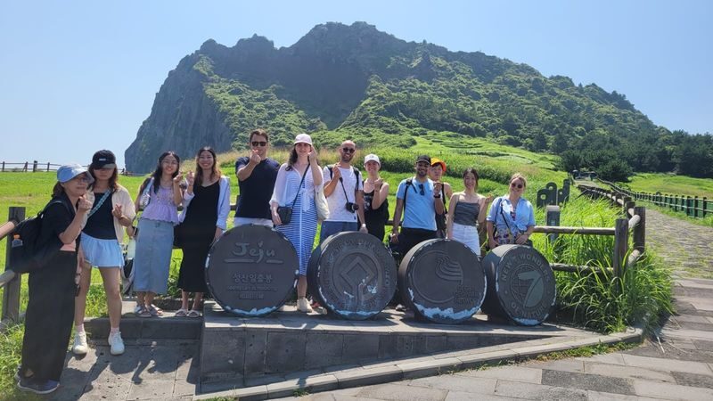 Best Jeju UNESCO Tour - East/South/West - Manjanggul Lava Tube: a change of scale underground