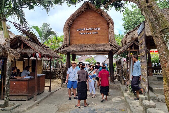 Best Lombok Monkey Forest with Benang Kelambu Waterfall - An In-Depth Look at the Tour