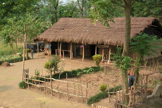 Best Nepal Tour :- Kathmandu Pokhara Chitwan Standard Tour - Transportation and Guide Services