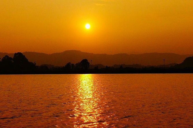 Best Nepal Tour :- Kathmandu Pokhara Chitwan Standard Tour - Booking and Pricing Information