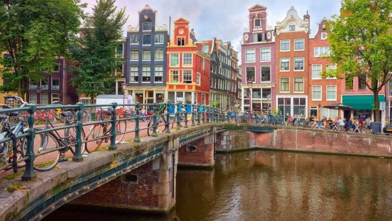 Best of Amsterdam: Private Walking Tour with a Local - What You Can Expect During the Tour