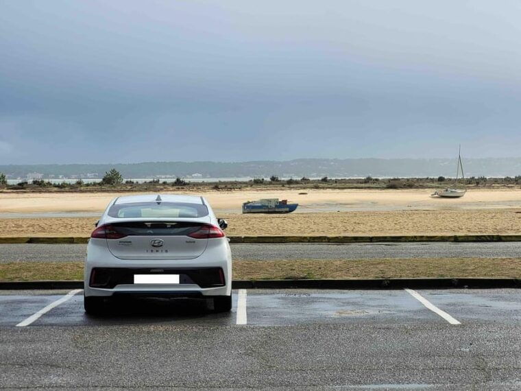 Best of Arcachon Bay: Private Guided Tour, Dune Du Pilat & Oyster Village - Discovering the Oyster Village of Gujan-Mestras