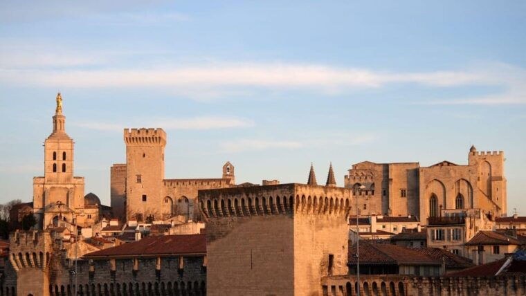 Best of Avignon: Private Walking Tour With a Local - Exploring Avignons Historic Center