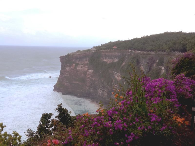 Best of Bali Day Tour for Korean Couple - Ubud Palace and Art Market: a short town visit