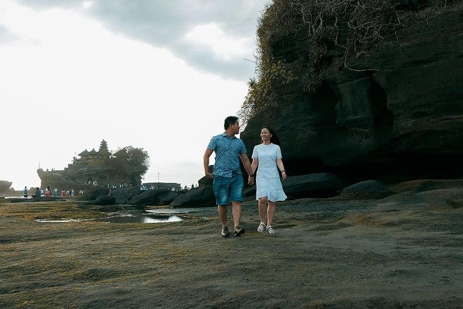 Best of Bali Half Day Tour: Monkey Forest & Tanah Lot Sunset (All Inclusive) - Monkey Forest Visit