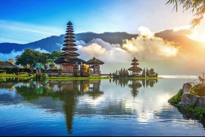 Best of Bali Water Temple and UNISCO Rice Terrace Trek - Overview of Bali Water Temple and Rice Terrace Trek