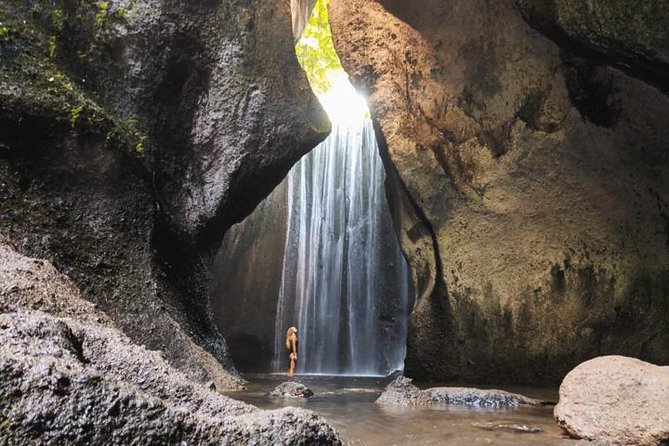 Best of Bali Waterfall: Cepung & Tibumana - Discovering Cepung Waterfall