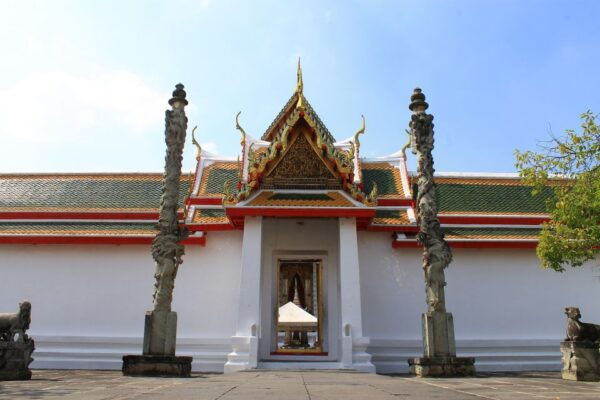 Best of Bangkok: Temples & Long-Tail Boat Tour With Lunch - Common Questions