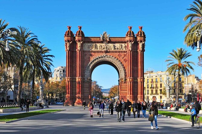 Best of Barcelona: Sagrada Familia & Old Town Tour With Pick-Up - Common Questions