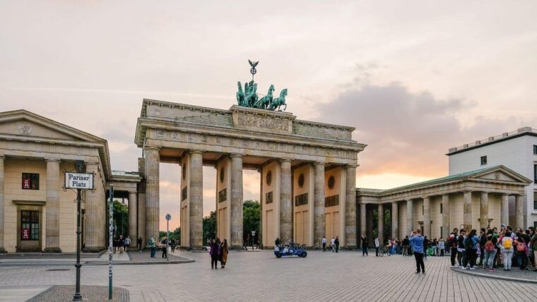 Best of Berlin: Private Walking Tour with a Local - Customizing Your Berlin Experience