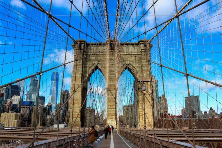 Best of Brooklyn: The Bridge, DUMBO & Brooklyn Heights - Brooklyn Bridge: Iconic Landmark Experience