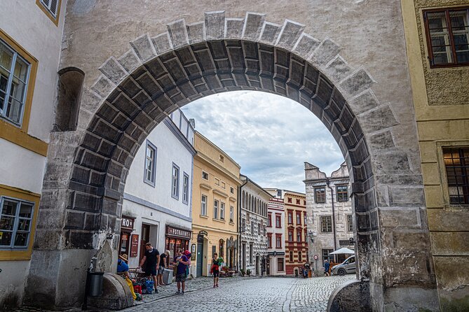 Best of Cesky Krumlov Old Town and Castle Exteriors - Old Town Exploration