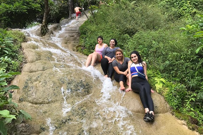 Best of Chiang Mai: Private Tour in a Day - Meeting and Pickup