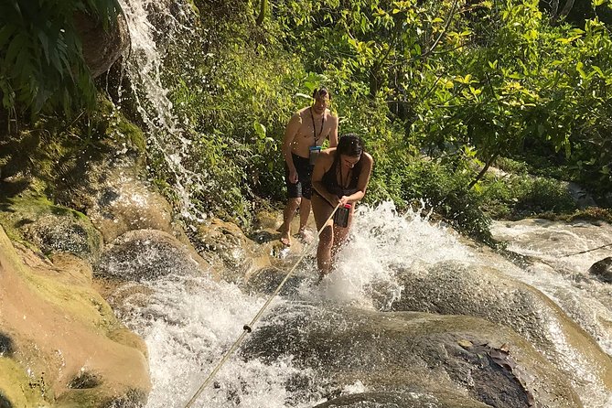 Best of Chiang Mai: Private Tour in a Day - Customer Reviews and Additional Activities