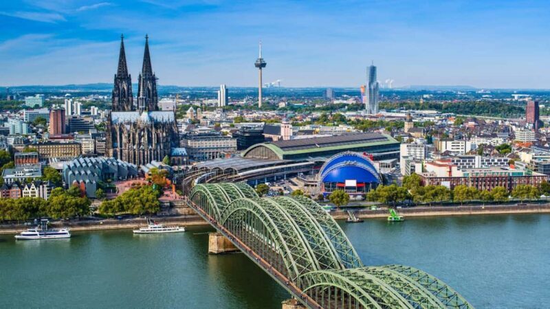 Best of Cologne: Private Walking Tour with a Local - A Walk Through Cologne’s Highlights