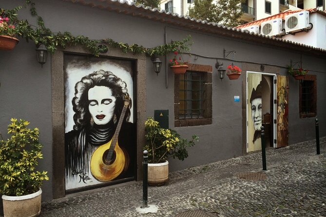 Best of Funchal Private Walking Tour With Local Specialities Tasting - Funchal Cable Car Adventure