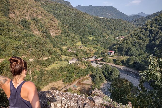 Best of Georgia 8 Day Adventure and Archaeology Tour - Historic Walking Tour and Wine Tasting