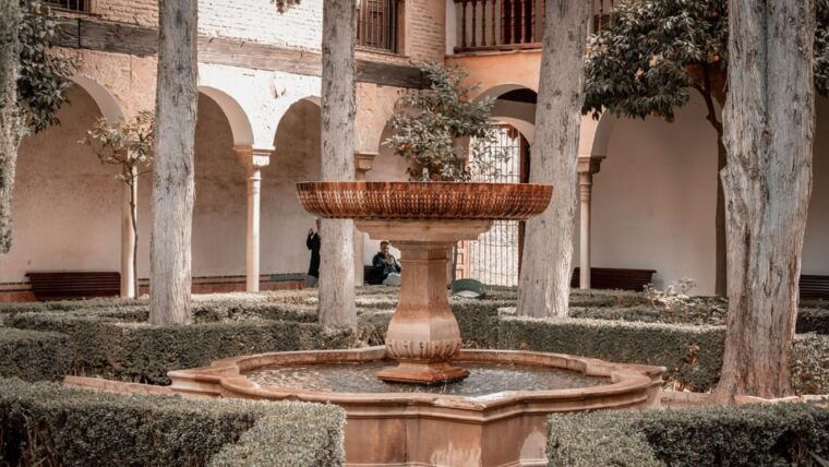 Best of Granada: Private Walking Tour With a Local - A Relaxed Tour Focused on Local Culture
