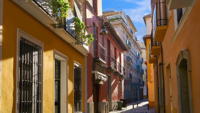 Best of Granada: Private Walking Tour With a Local - Personalized and Flexible Itinerary