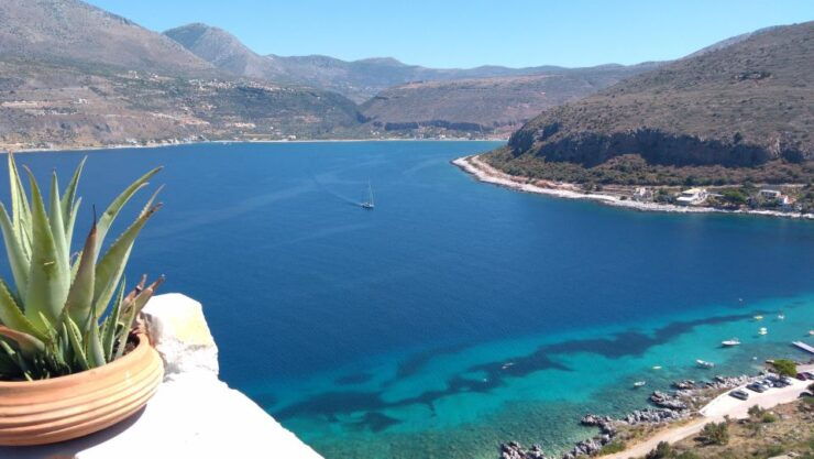 Best of Greece 7-Day Private Tour Peloponnese Delphi Meteora - Tour Duration: 7 Days