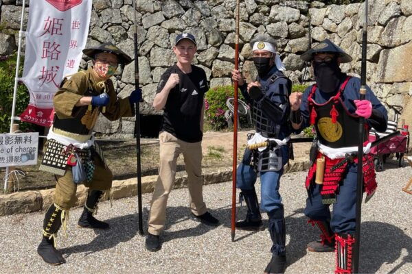 Best of Himeji Castle and Gardens: 3hr Guided Walking Tour - Accessibility and Customization