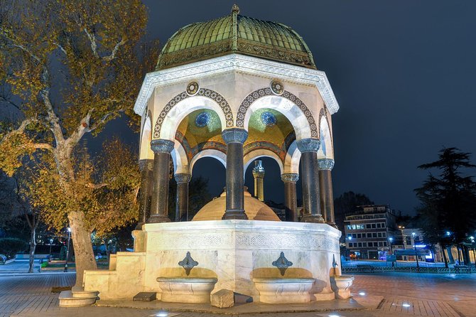 Best of Istanbul in 1 Day - A Whirlwind Tour of Istanbuls Highlights