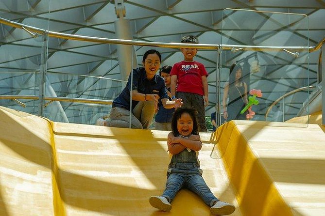 Best of Jewel Changi Airport - Relaxing and Luxurious Facilities