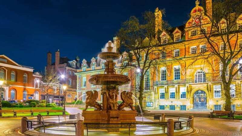 Best of Leicester: Private Walking Tour with a Local - Leicester Market & Local Food Scene