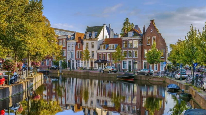 Best of Leiden: Private Walking Tour with a Local - Discover Leiden with a Local’s Perspective
