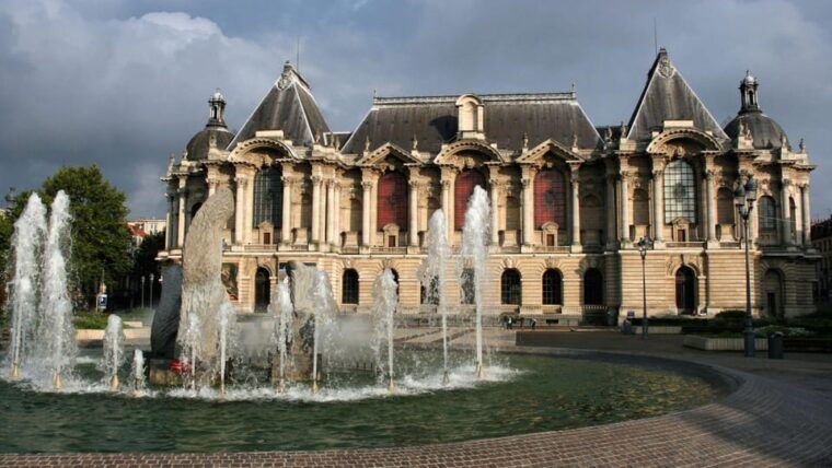 Best of Lille: Private Walking Tour With a Local - Tour Itinerary and Locations