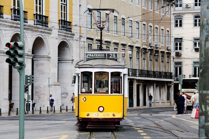 Best of Lisbon Full Day Private Tour - Portuguese History and Cultural Insights