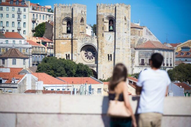 Best of Lisbon Walking Tour: Rossio, Chiado & Alfama - Local Flavors and Tastings