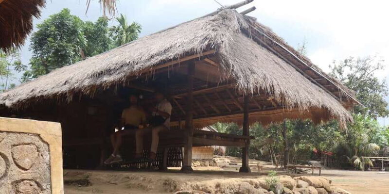 Best of Lombok: Tribe Villages, Traditions & Waterfalls - Senaru Village: A Cultural Heartbeat