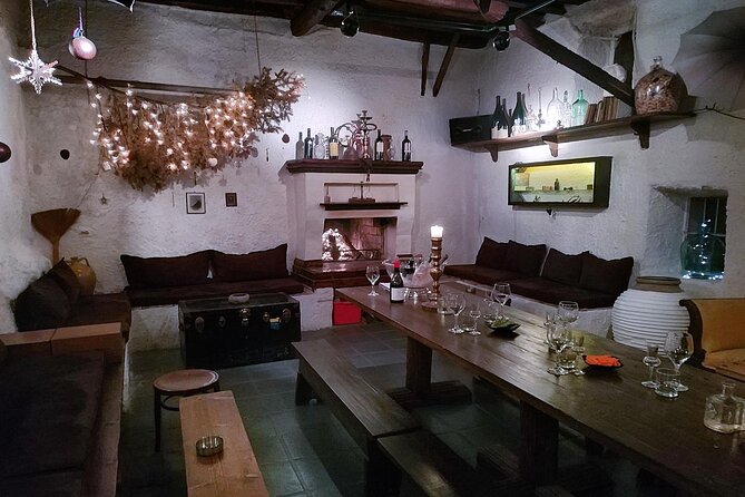 Best of Mainland Greece In-depth Cultural Tour - Meeting and Pickup