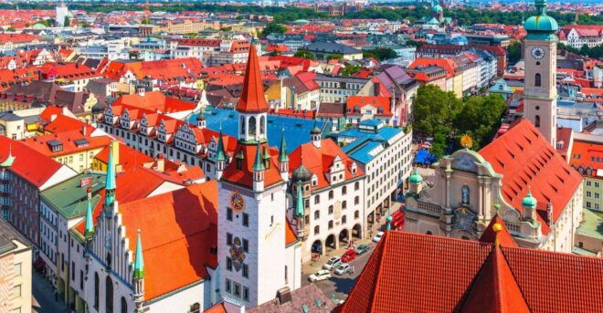 Best of Munich 1-Day Private Tour With Tickets and Transport - 7-hour Tour