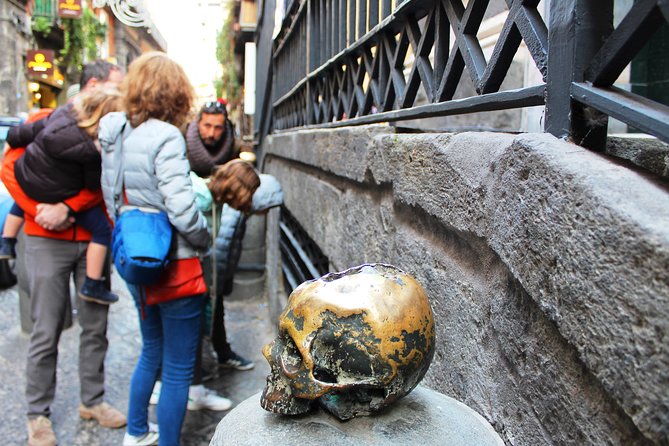 Best of Naples Full-Day Food Tour With Guided City Sightseeing & Wine Tasting - Foodie Experiences