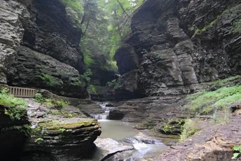 Best of Niagara Falls US,Corning&Watkins Glen 2-Day Tour from NYC - The night visit gives Niagara a second act