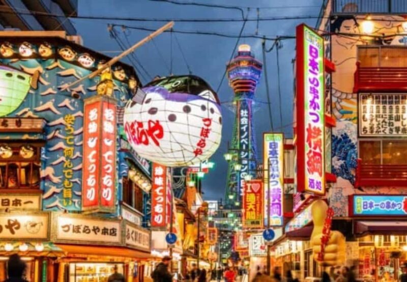 Best of Osaka: Castle, Markets & Dotonbori Day Tour - Exploring Osakas Contrasts: Modern Skylines & Historic Temples