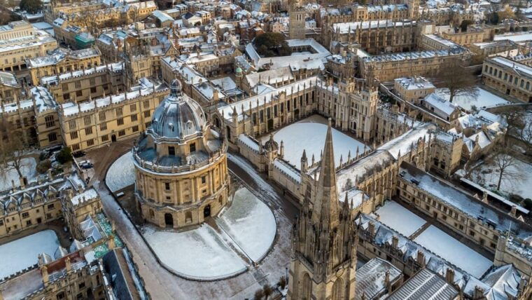 Best of Oxford: Private Walking Tour with a Local - Who Is This Tour Best For?