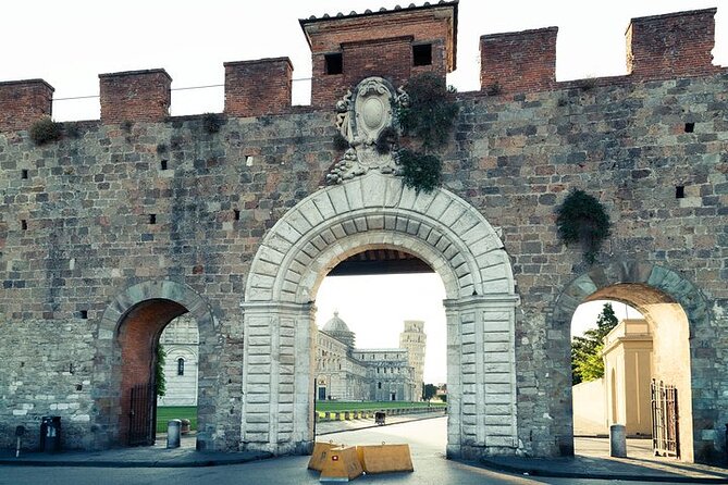 Best of Pisa Guided Walking Tour With Leaning Tower Entry Ticket - Tour Overview