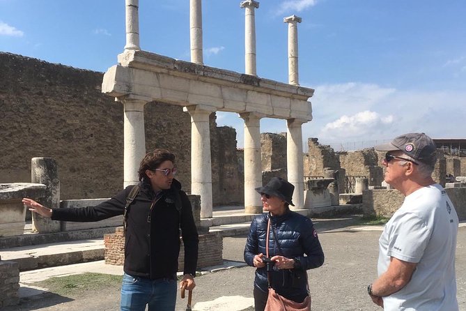 Best of Pompeii and Herculaneum With an Expert Archaeologist - Directions