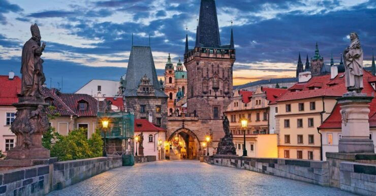 Best of Prague: Private Walking Tour With Local - Experience Highlights