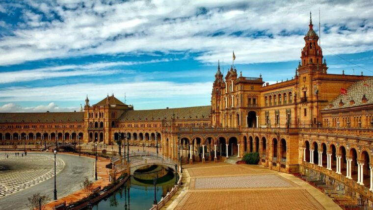 Best of Seville: Private Walking Tour With Local - Customized Itinerary